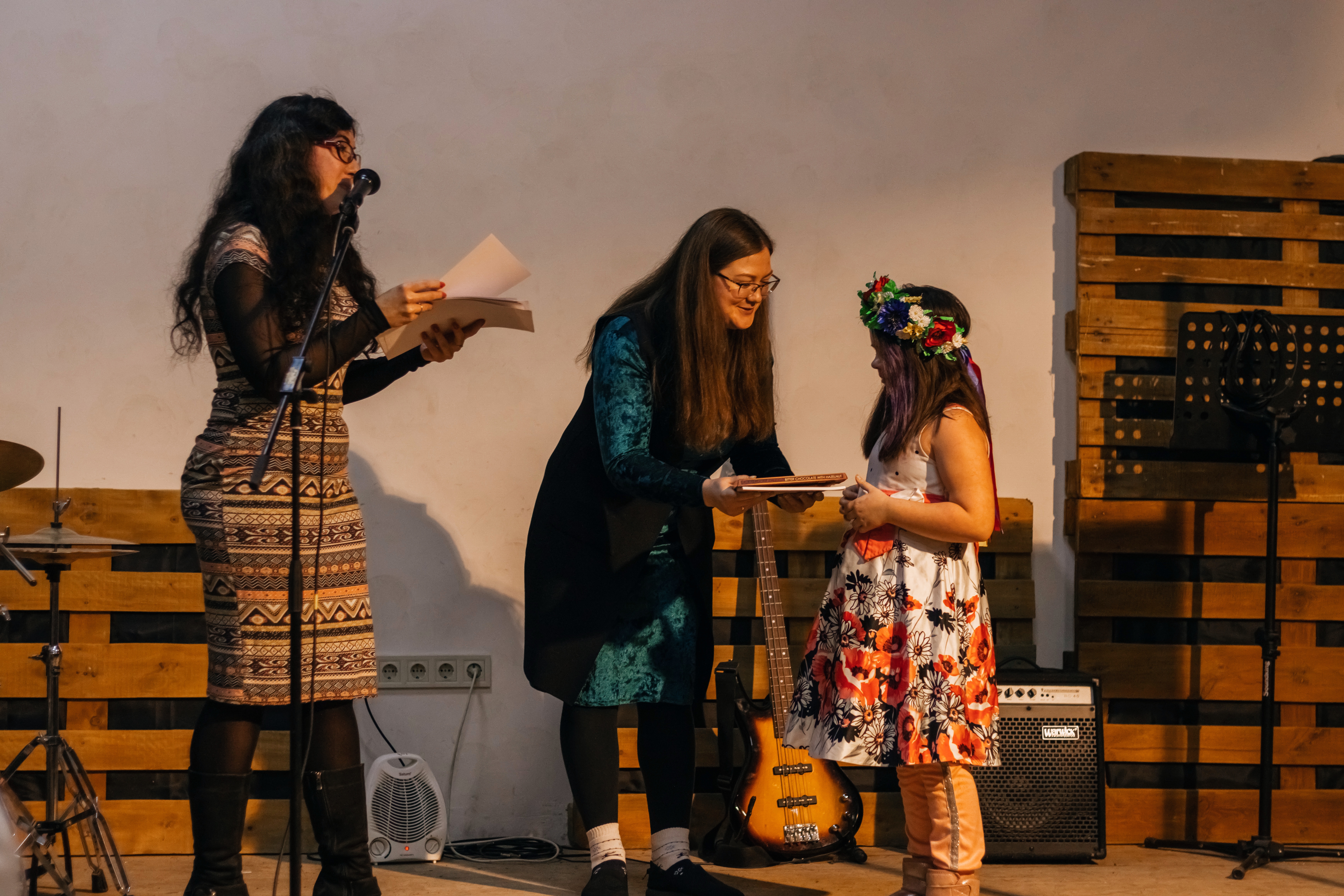 Trochy Vognju activities